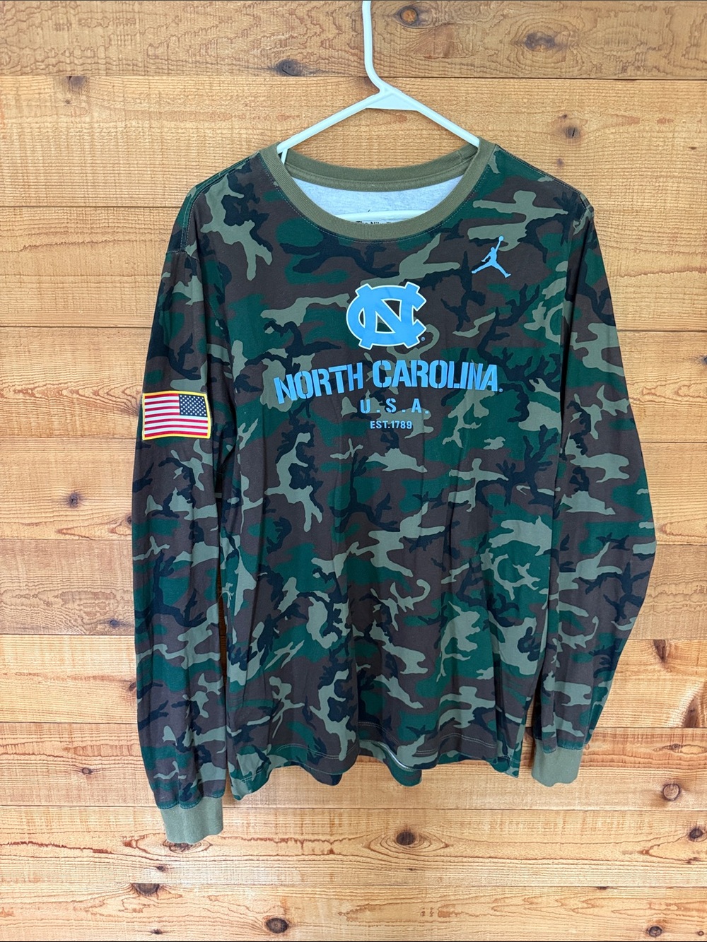 Nike North Carolina Camo Long-Sleeve Shirt - Green